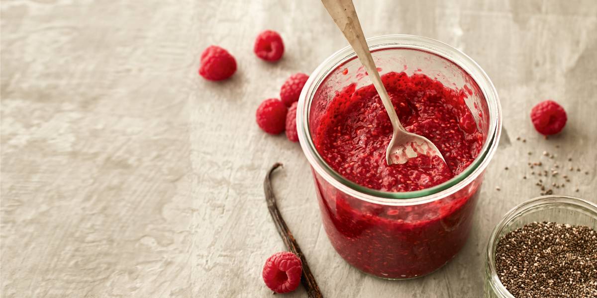 Domácí malinová marmeláda a džem