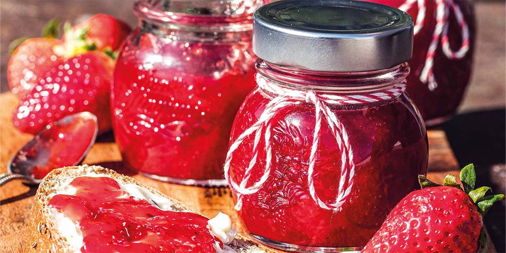 Jahodové nápoje plné chuti – smoothie a sirupy z jahod