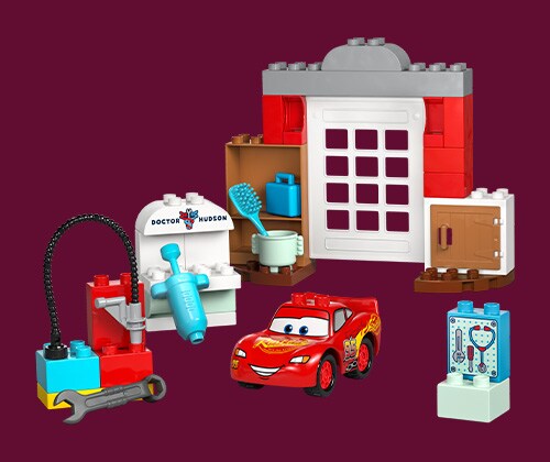 LEGO® DUPLO® ǀ Disney McQueen a návštěva v garáži doktora Hudsona
